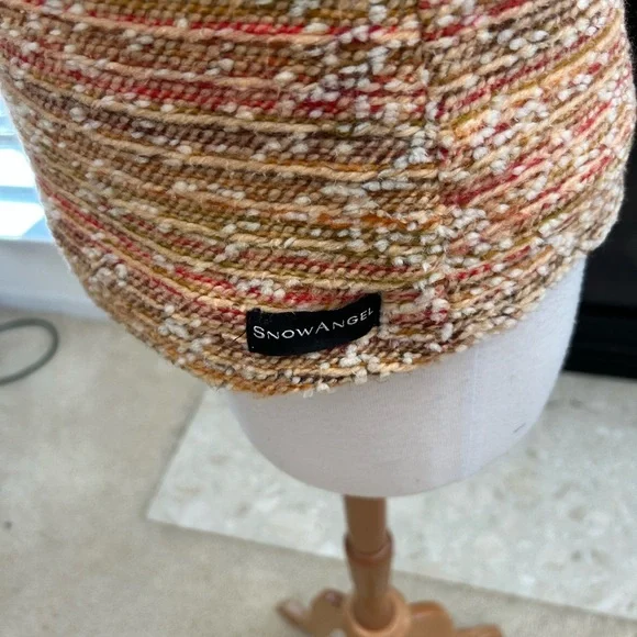 Snow Angel Shetland Sweaterknit Vest - Picture 4 of 6